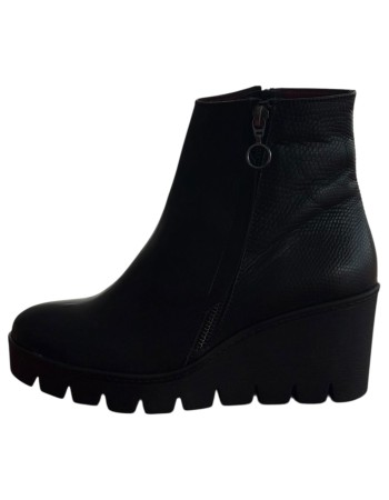 Δερμάτινο Γυναικείo Μποτάκι - F161