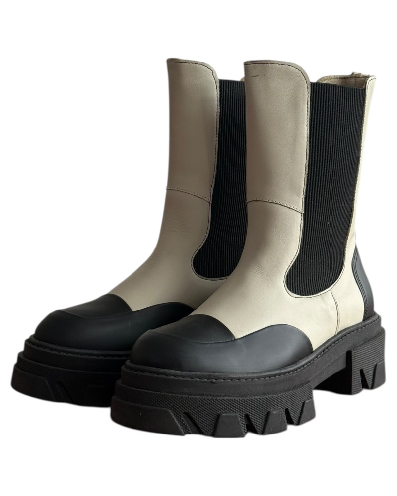 Δερμάτινο Γυναικείo Μποτάκι - F182