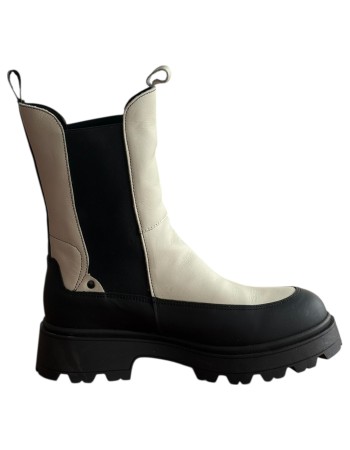 Δερμάτινο Γυναικείo Μποτάκι - F185