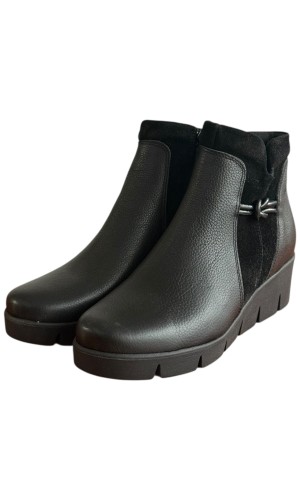 Δερμάτινο Γυναικείo Μποτάκι - F230