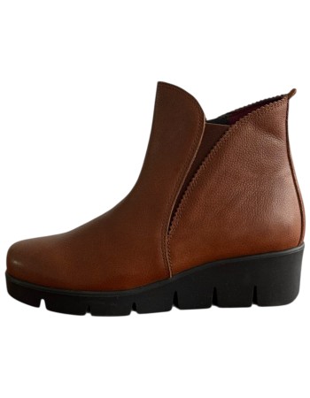 Δερμάτινο Γυναικείo Μποτάκι - F244