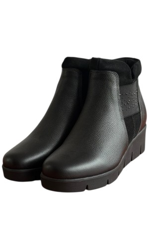 Δερμάτινο Γυναικείo Μποτάκι - F457