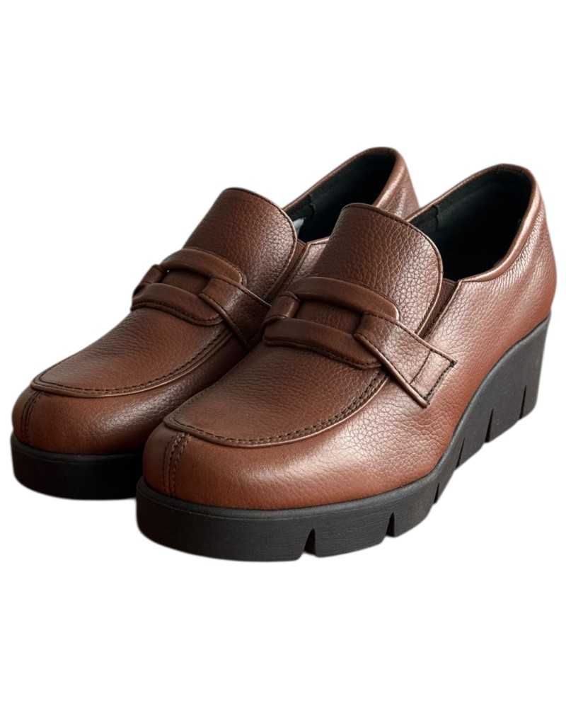  Δερμάτινο Γυναικείo Μοκασίνι - F510