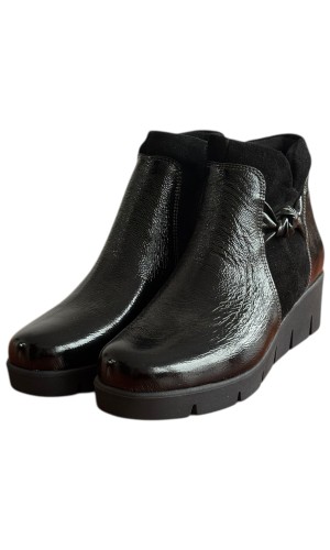 Δερμάτινο Γυναικείo Μποτάκι - F522