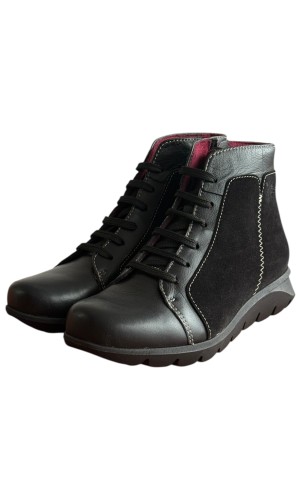 Δερμάτινο Γυναικείo Μποτάκι - F528