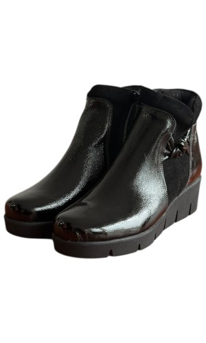 Δερμάτινο Γυναικείo Μποτάκι - F529