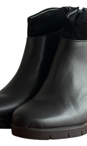 Δερμάτινο Γυναικείo Μποτάκι - F564