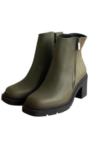 Δερμάτινο Γυναικείo Μποτάκι - F626