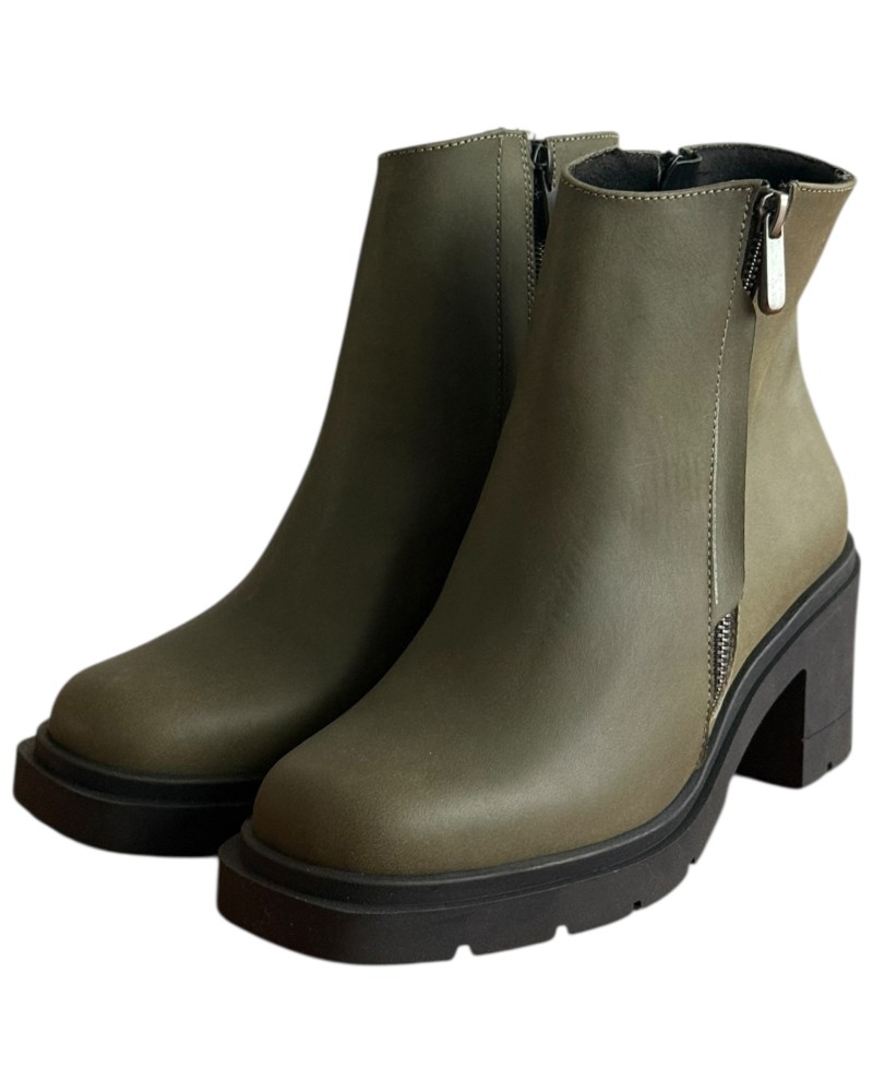 Δερμάτινο Γυναικείo Μποτάκι - F626