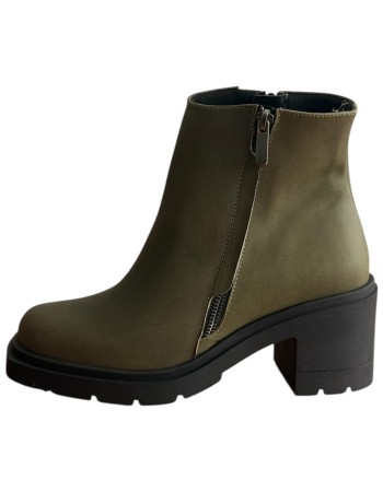 Δερμάτινο Γυναικείo Μποτάκι - F626