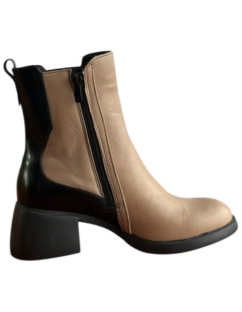 Δερμάτινο Γυναικείo Μποτάκι - F653