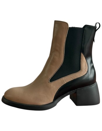 Δερμάτινο Γυναικείo Μποτάκι - F653