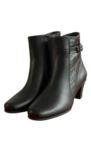 Δερμάτινο Γυναικείo Μποτάκι - F695