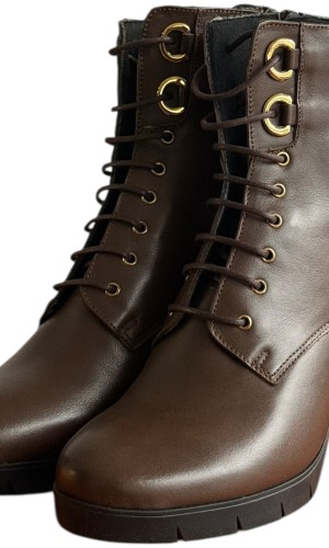 Δερμάτινο Γυναικείo Μποτάκι - F696