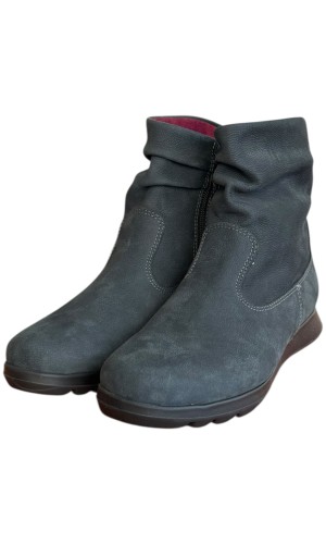 Δερμάτινο Γυναικείo Μποτάκι - F708