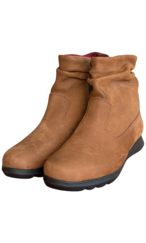 Δερμάτινο Γυναικείo Μποτάκι - F711