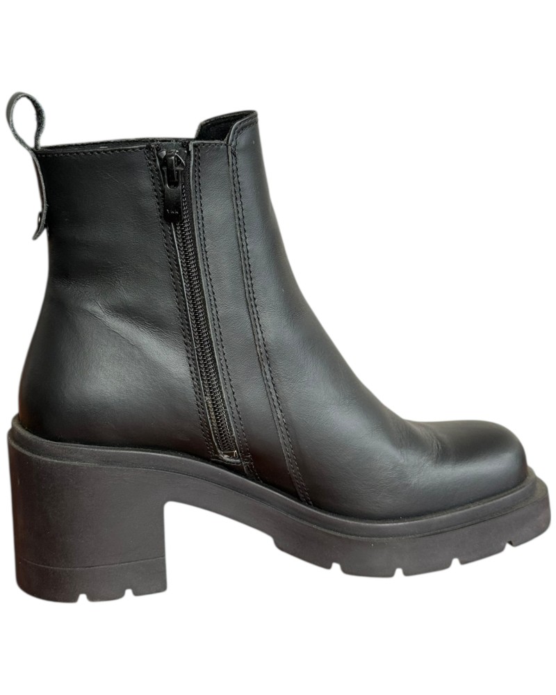 Δερμάτινο Γυναικείo Μποτάκι - F762