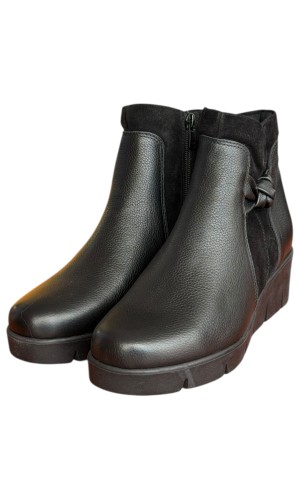 Δερμάτινο Γυναικείo Μποτάκι - F881