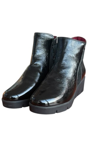 Δερμάτινο Γυναικείo Μποτάκι - F970