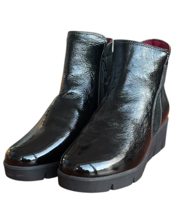 Δερμάτινο Γυναικείo Μποτάκι - F970