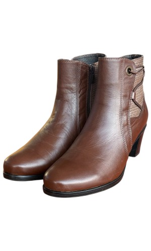 Δερμάτινο Γυναικείo Μποτάκι - F976