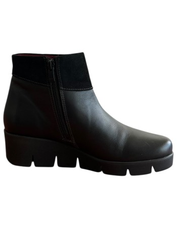 Δερμάτινο Γυναικείo Μποτάκι - M119