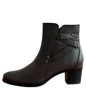 Δερμάτινο Γυναικείo Μποτάκι - M139