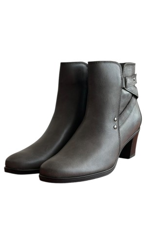 Δερμάτινο Γυναικείo Μποτάκι - M139