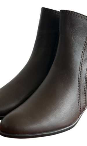 Δερμάτινο Γυναικείo Μποτάκι - M152