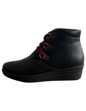 Δερμάτινο Γυναικείo Μποτάκι - M171