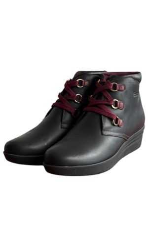 Δερμάτινο Γυναικείo Μποτάκι - M171