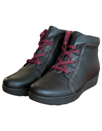 Δερμάτινο Γυναικείo Μποτάκι - M218