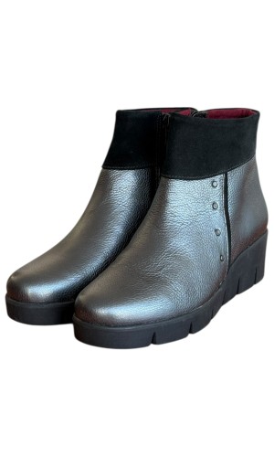 Δερμάτινο Γυναικείo Μποτάκι - M219