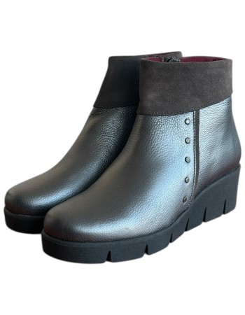 Δερμάτινο Γυναικείo Μποτάκι - M229