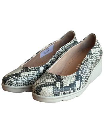 Δερμάτινη Γυναικεία Μπαλαρίνα - M238