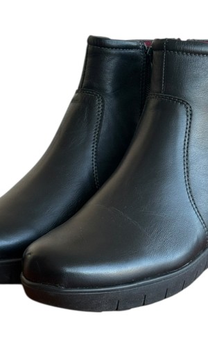 Δερμάτινο Γυναικείo Μποτάκι - M252