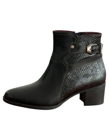 Δερμάτινο Γυναικείo Μποτάκι - M339