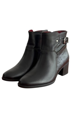 Δερμάτινο Γυναικείo Μποτάκι - M339