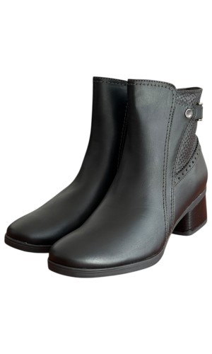 Δερμάτινο Γυναικείo Μποτάκι - M361