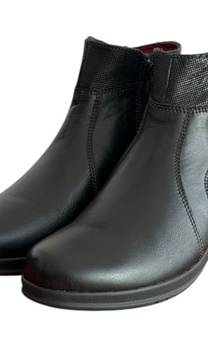 Δερμάτινο Γυναικείo Μποτάκι - M366