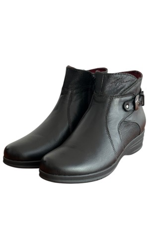 Δερμάτινο Γυναικείo Μποτάκι - M366