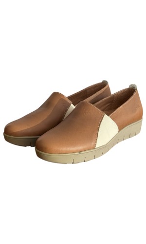 Δερμάτινη Γυναικεία Μπαλαρίνα - M400