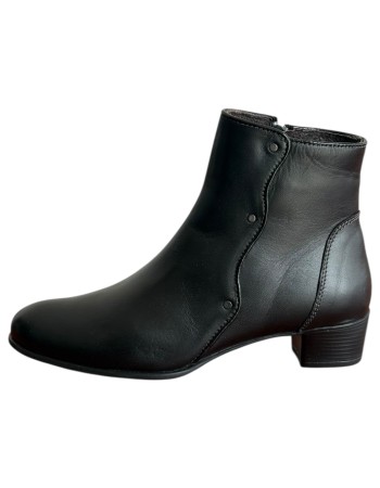 Δερμάτινο Γυναικείo Μποτάκι - M413