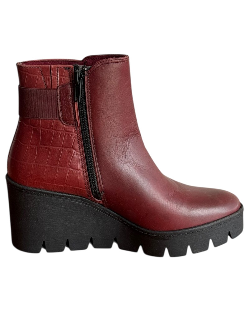 Δερμάτινο Γυναικείo Μποτάκι - M416