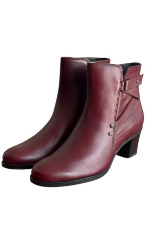 Δερμάτινο Γυναικείo Μποτάκι - M427