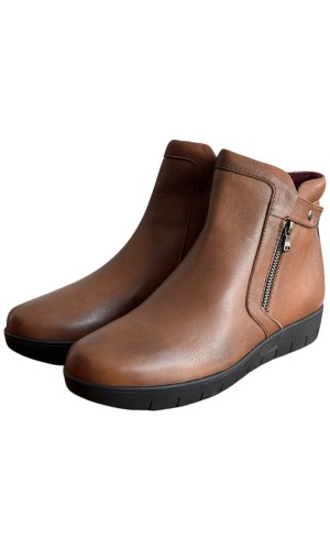 Δερμάτινο Γυναικείo Μποτάκι - M430