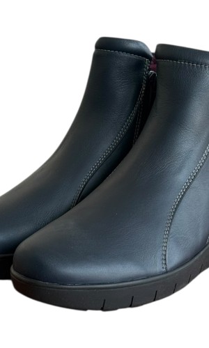 Δερμάτινο Γυναικείo Μποτάκι - M498