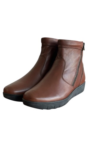 Δερμάτινο Γυναικείo Μποτάκι - M535