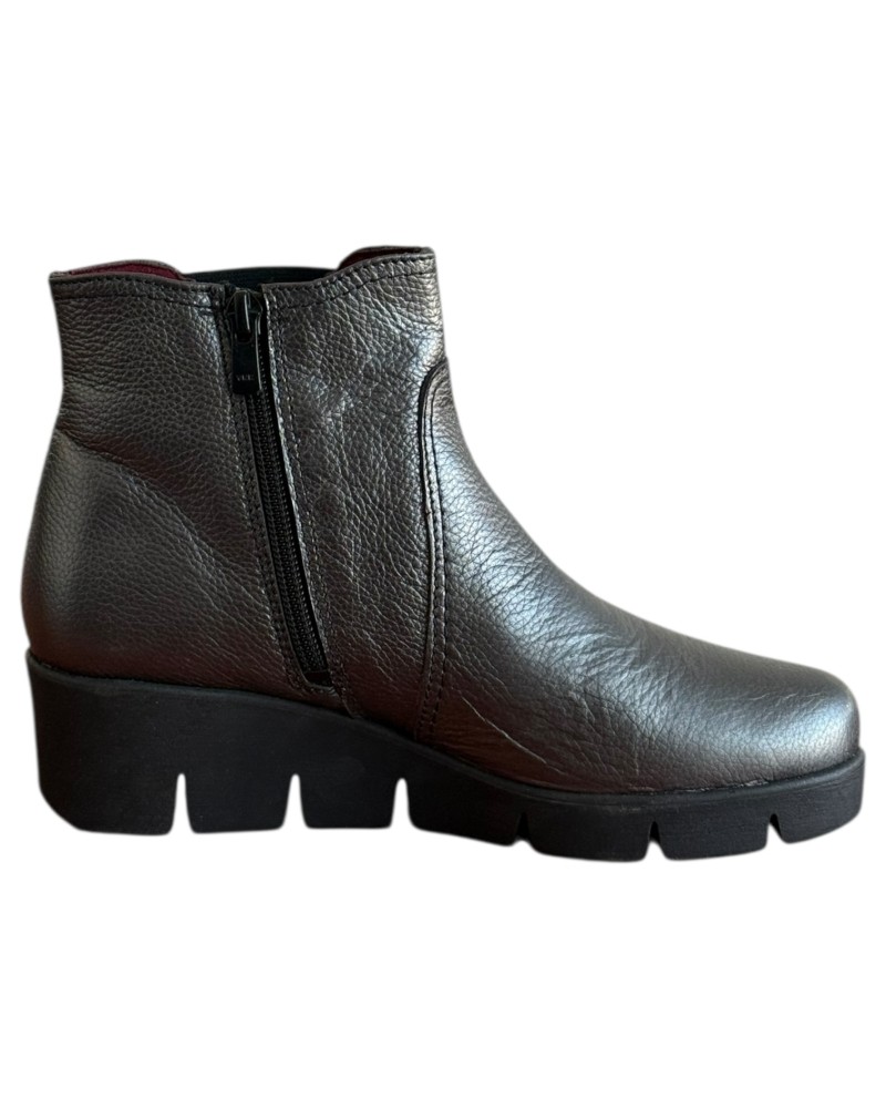 Δερμάτινο Γυναικείo Μποτάκι - M573