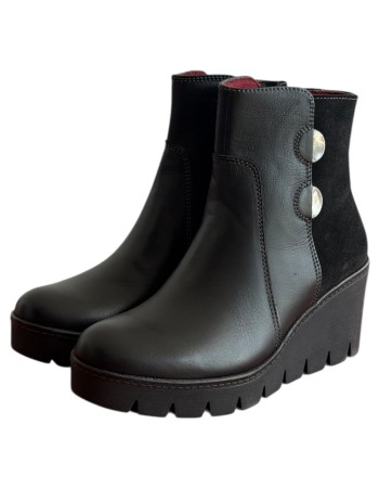 Δερμάτινο Γυναικείo Μποτάκι - M66